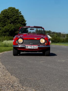 Triumph TR250 TR250