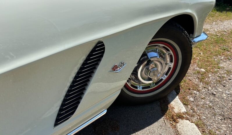Chevrolet Corvette cabriolet full