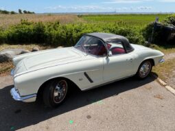 Chevrolet Corvette cabriolet full