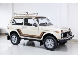 Lada Niva 1600 full
