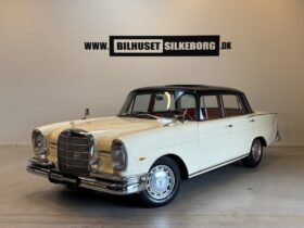 Mercedes-Benz 220-280 (W111) 220 SE 2,2 4d