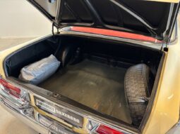 Mercedes-Benz 220-280 (W111) 220 SE 2,2 4d full