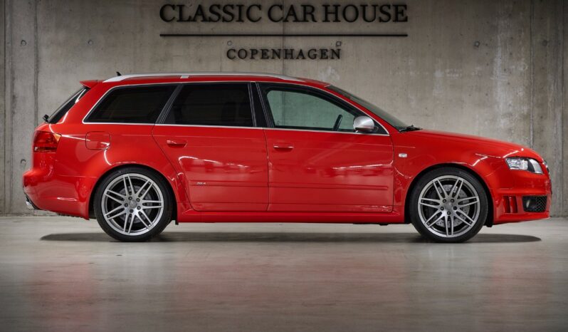 Audi RS4 RS 4 Avant 4.2 FSI quattro full