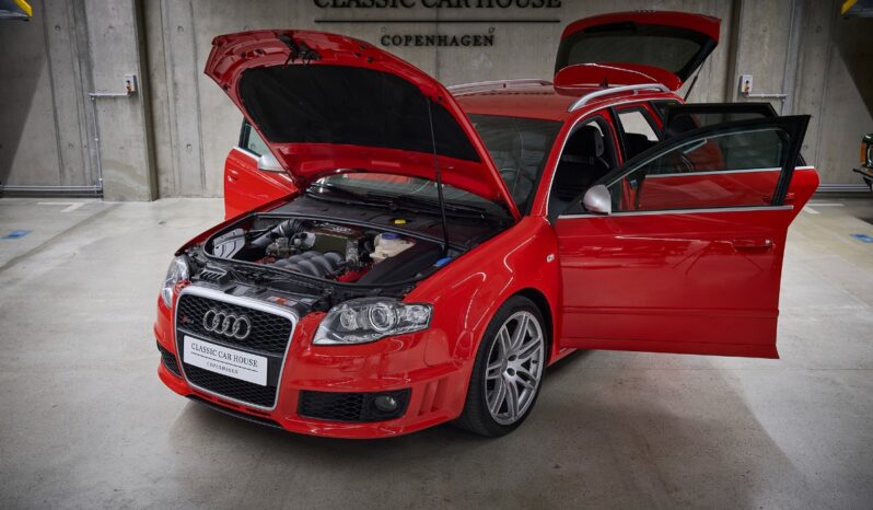 Audi RS4 RS 4 Avant 4.2 FSI quattro full