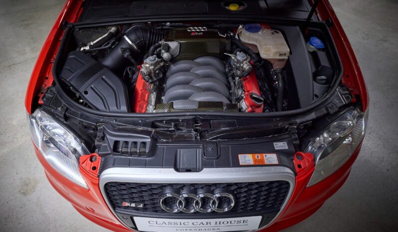 Audi RS4 RS 4 Avant 4.2 FSI quattro full