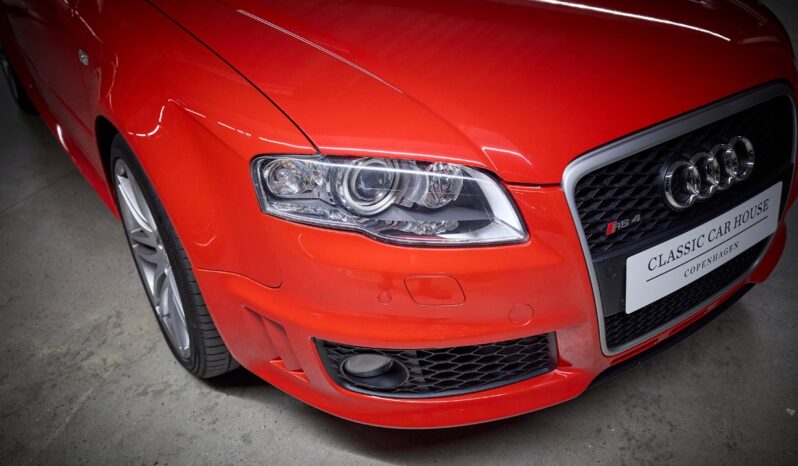 Audi RS4 RS 4 Avant 4.2 FSI quattro full