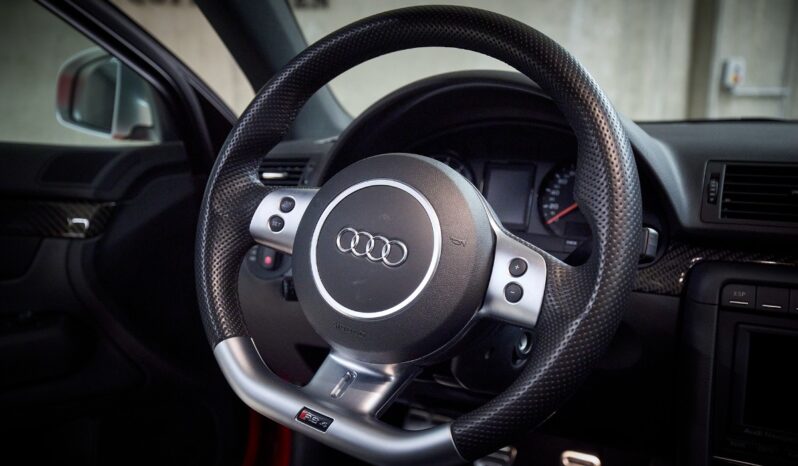 Audi RS4 RS 4 Avant 4.2 FSI quattro full