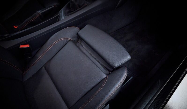BMW M1 1M E82 Coupé full