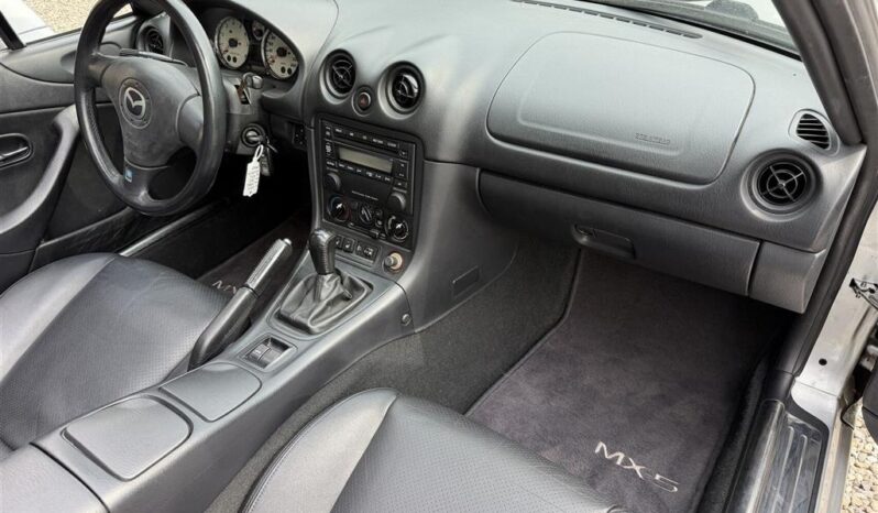 Mazda MX-5 Sport Cabriolet full