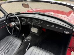 MG MGB 1800 Roadster full