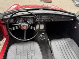MG MGB 1800 Roadster full