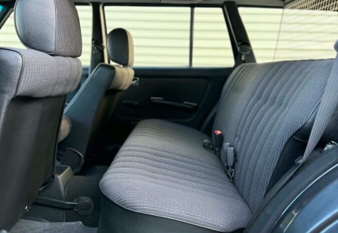 Mercedes-Benz 200-300 (W123) 230 TE full