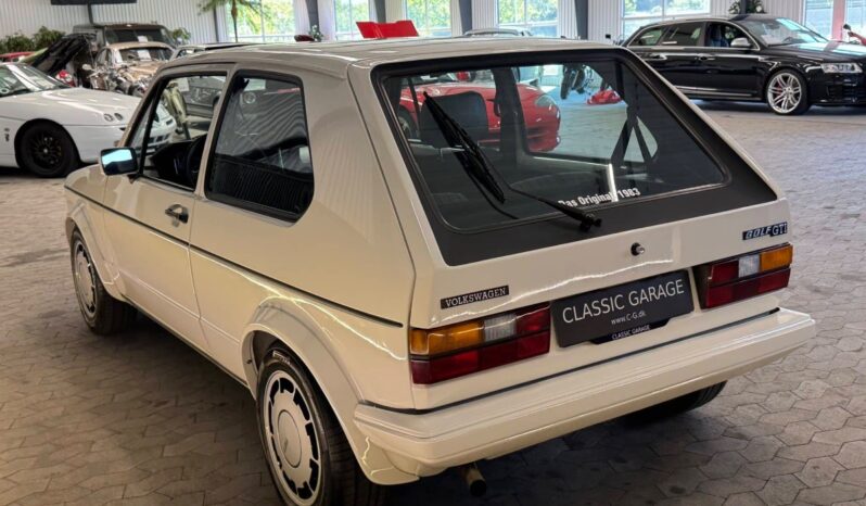 VW Golf 1 Gti Pirelli W65 full