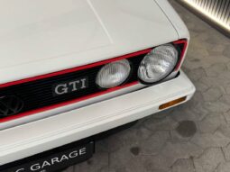 VW Golf 1 Gti Pirelli W65 full
