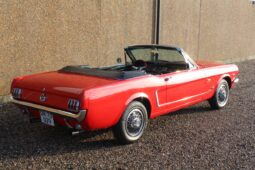 Ford Mustang Cab full