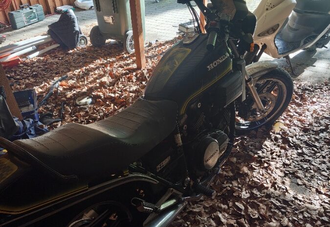 Honda VF750 full
