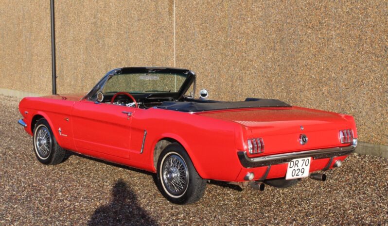 Ford Mustang Cab full