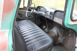 Chevrolet C10 Apache Fleetside full