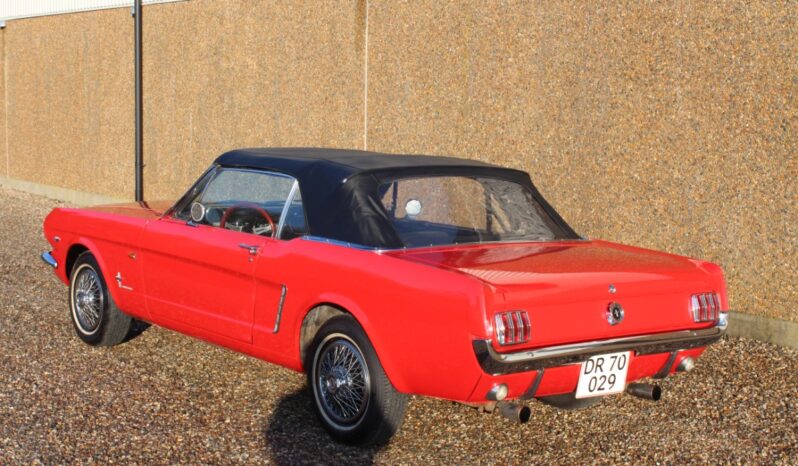 Ford Mustang Cab full