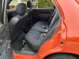 Mazda 121 4 Dørs full