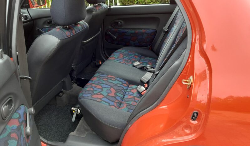 Mazda 121 4 Dørs full
