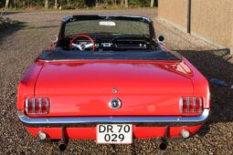 Ford Mustang Cab full