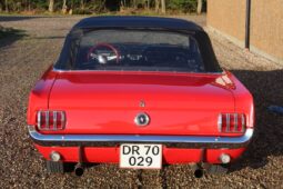 Ford Mustang Cab full
