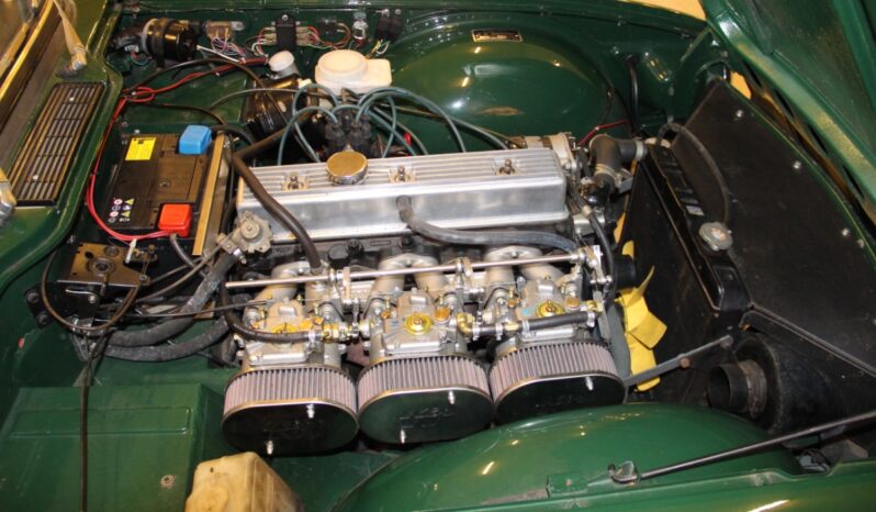 Triumph TR6 Cab full