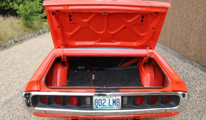 Dodge Charger R/T 440 full