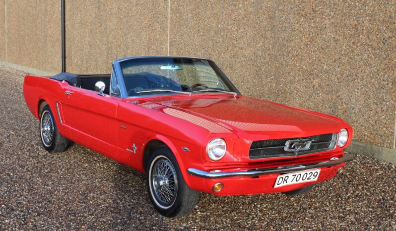 Ford Mustang Cab full