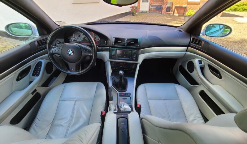 BMW 5-serie E39 M5 full