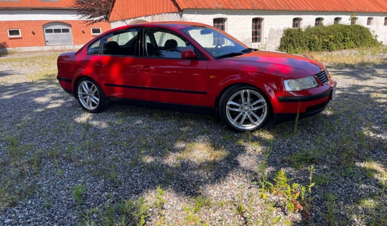 VW Passat 1.8T Limousine full