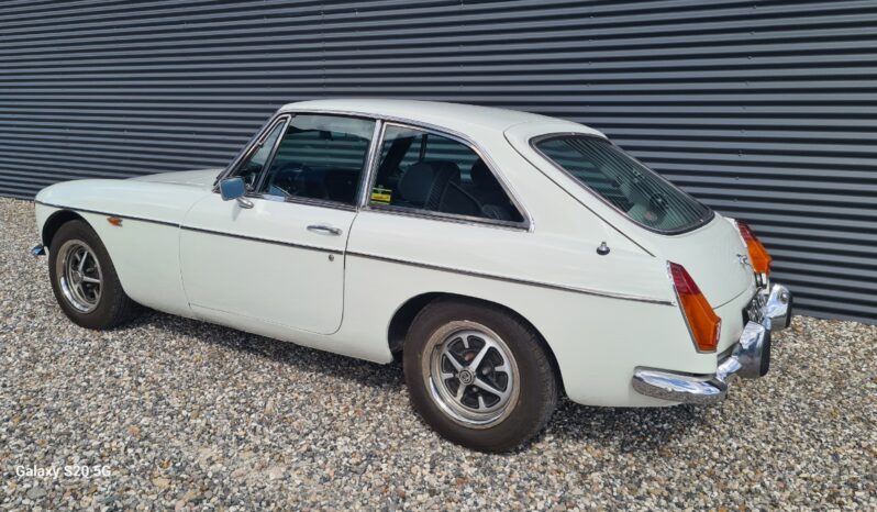 MG MGB -GT 1,8 full