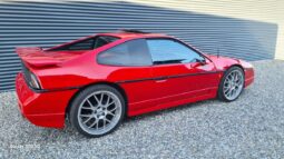 Pontiac Fiero 2,8 GT V6 full