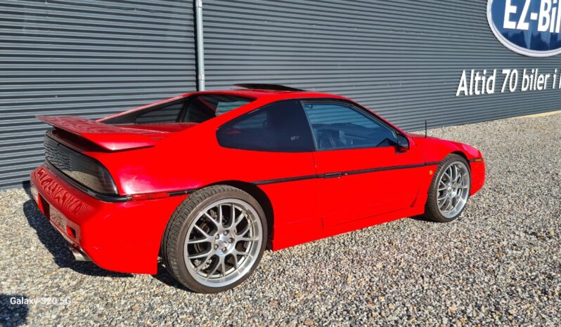 Pontiac Fiero 2,8 GT V6 full