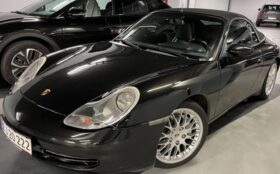 Porsche 911 996 Carrera 4