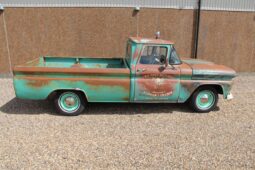 Chevrolet C10 Apache Fleetside full