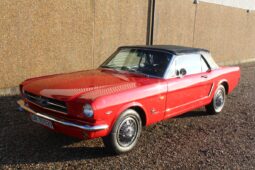 Ford Mustang Cab full