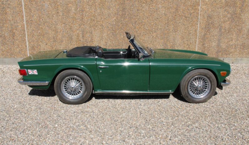 Triumph TR6 Cab full