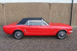 Ford Mustang Cab full