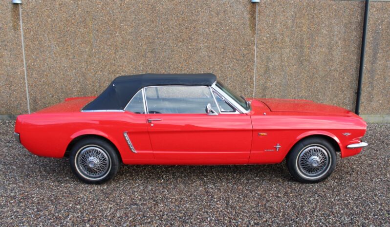 Ford Mustang Cab full