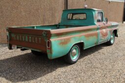 Chevrolet C10 Apache Fleetside full