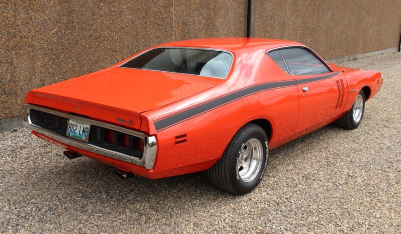 Dodge Charger R/T 440 full
