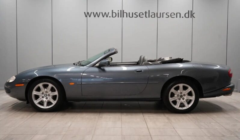 Jaguar XK8 Convertible aut. full