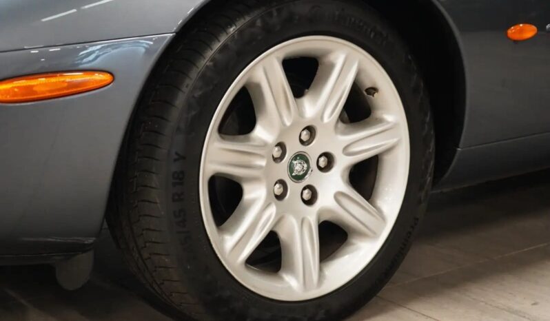 Jaguar XK8 Convertible aut. full