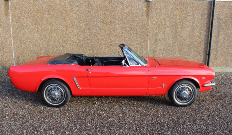 Ford Mustang Cab full
