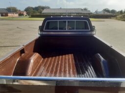 Chevrolet C30 Silverado Camper Special full