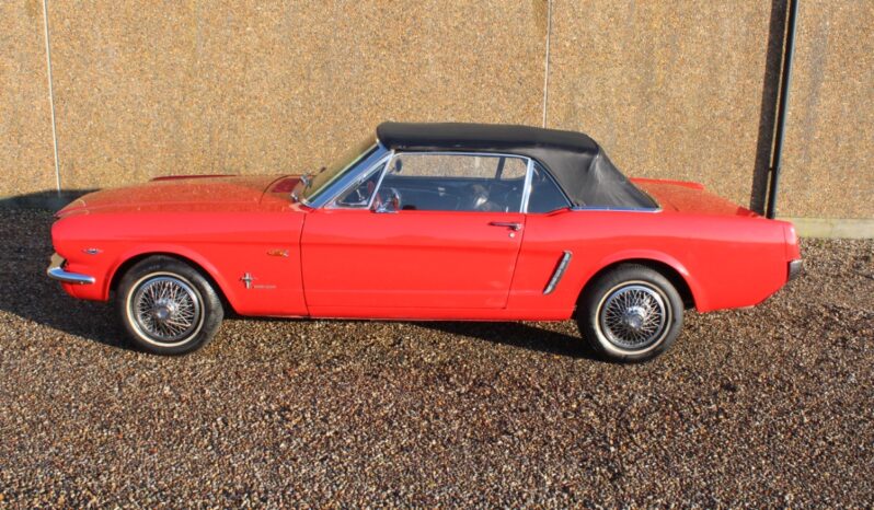 Ford Mustang Cab full