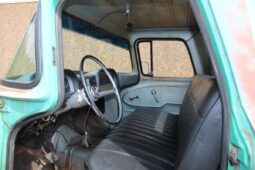 Chevrolet C10 Apache Fleetside full