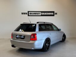 Audi RS4 S4 2,7 Avant quattro full